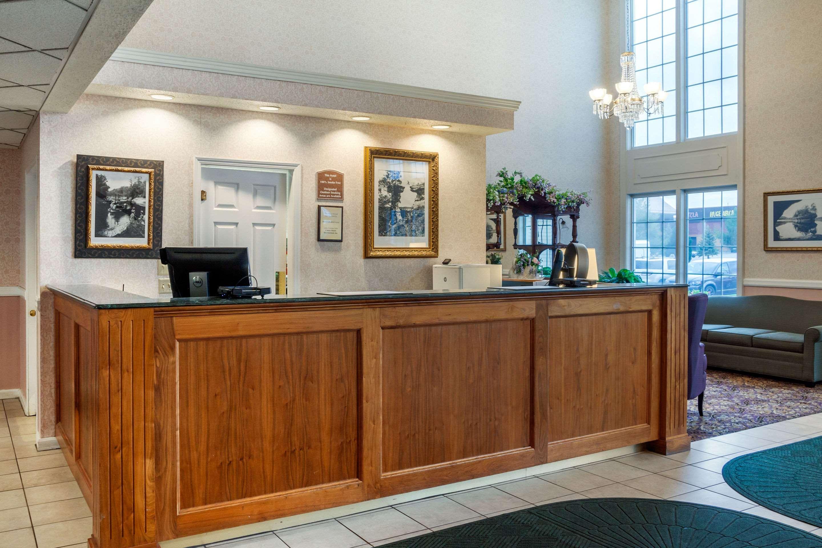 Clarion Hotel&Suites Lake Delton Exterior foto